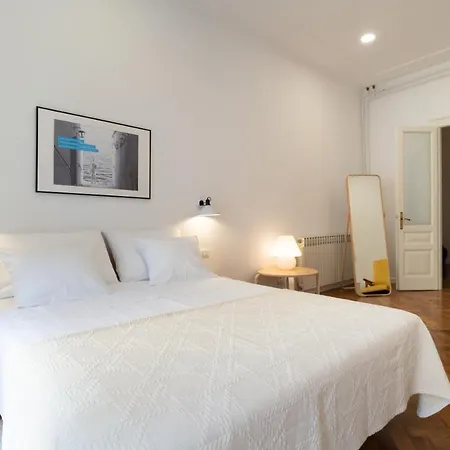 Mimi Carera & Apartmán *