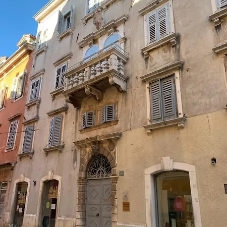 Mimi Carera & Lejlighed Rovinj